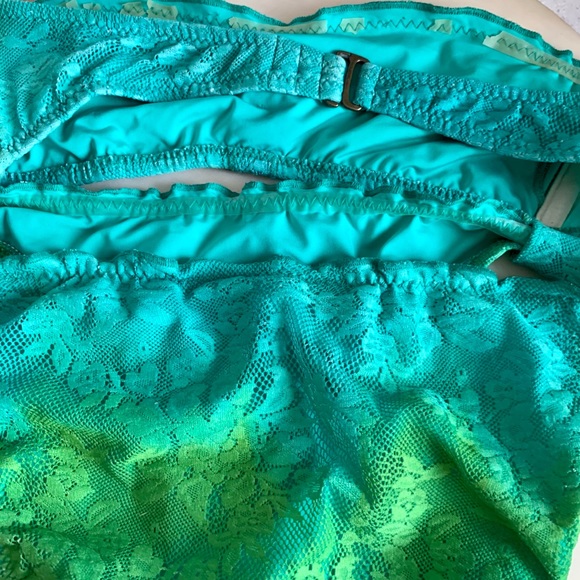 BECCA by Rebecca Virtue Ombré Floral Lace Bikini - Picture 3 of 5